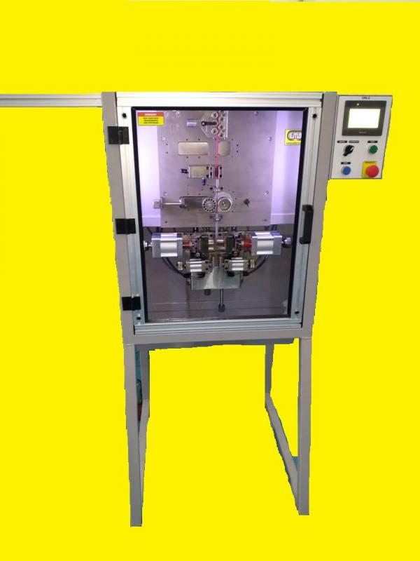 Máquina de cortar e decapar fio